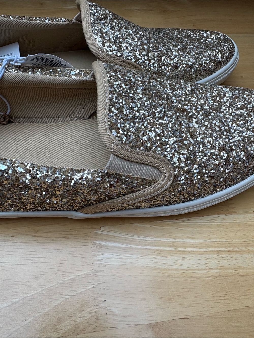 Old Navy Champagne Glitter Slip-On Sneakers | Women's Sz 8.5 - Picture 3 of 7